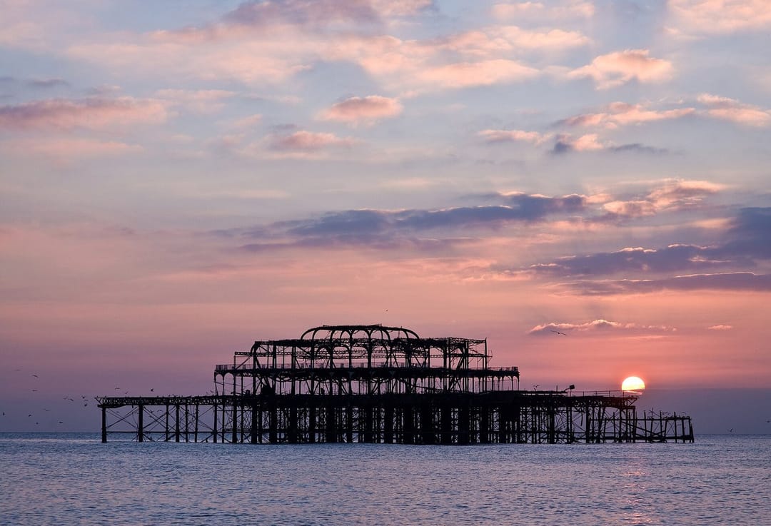 Out of office. Permanently, if I could 🏝️ 📍 Brighton #sunset #wanderlust [QA] 📷 Diliff · CC BY-SA 3.0